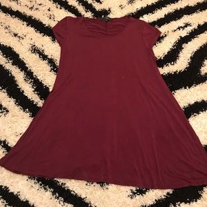 Red short sleeve dress